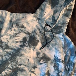 Size small Men’s Balance maker hood, blue tie dye